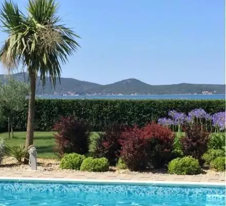 Villa 300m² in Croatia, Sukosan. Priced at 2000000€ rent photo-16