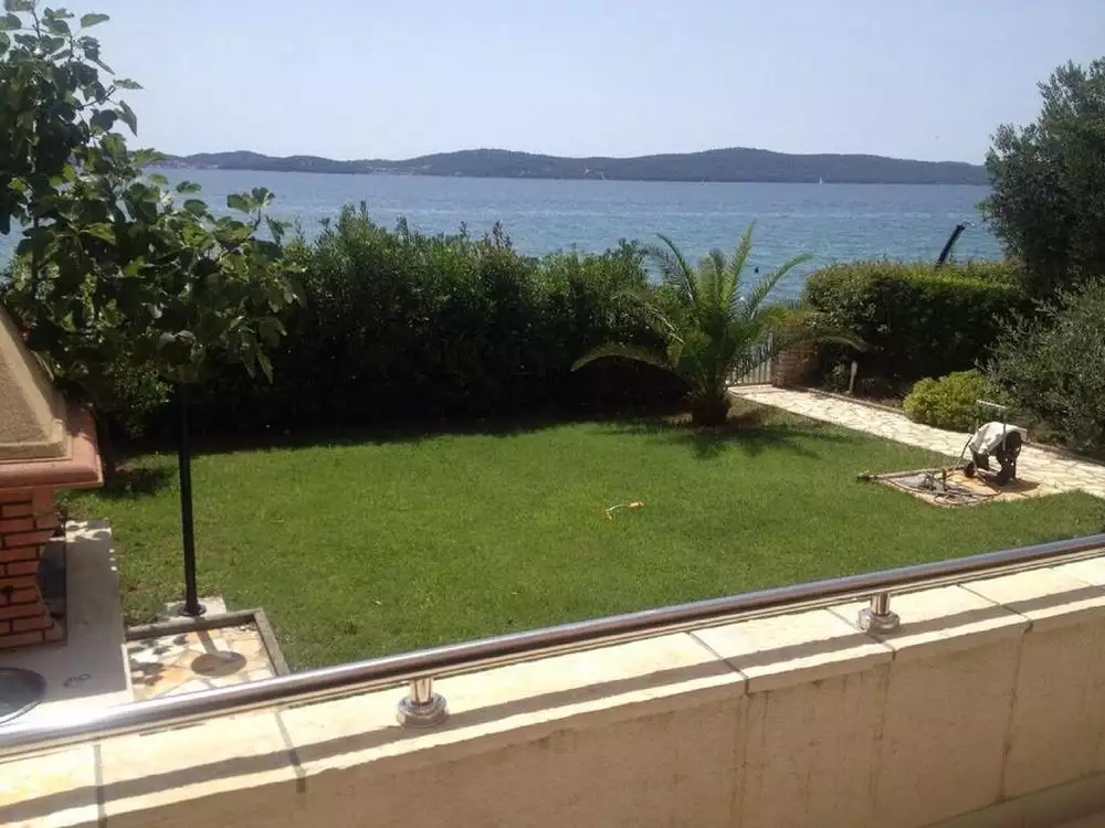 Villa 450m² in Croatia, Bibinje. Priced at 1750000€ rent photo-5