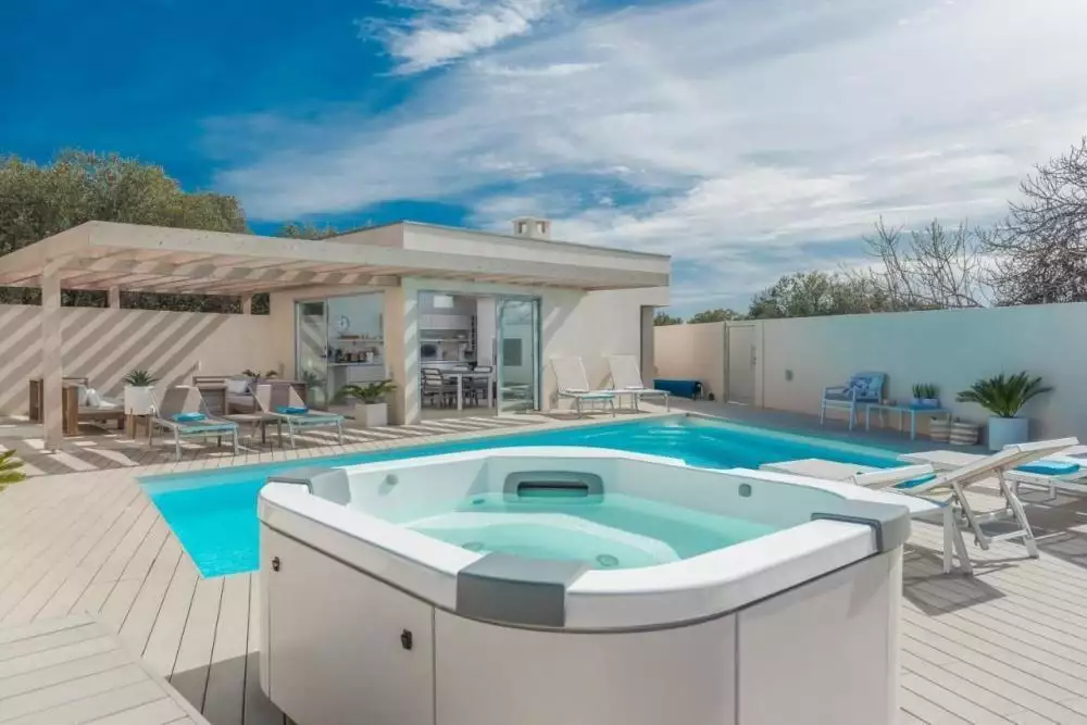 Hotels 300m² in Croatia, Bibinje. Priced at 1300000€ rent photo-5