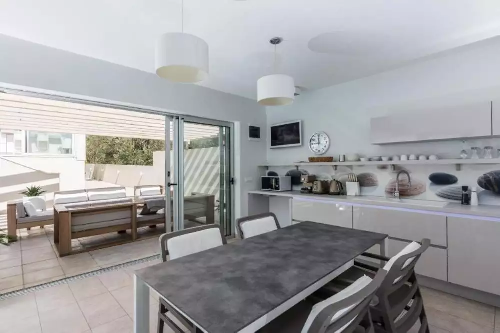 Hotels 300m² in Croatia, Bibinje. Priced at 1300000€ rent photo-10
