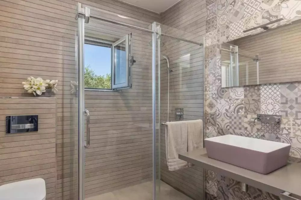 Hotels 300m² in Croatia, Bibinje. Priced at 1300000€ rent photo-19