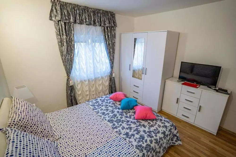 Hotels 610m² in Croatia, Bibinje. Priced at 2100000€ rent photo-14
