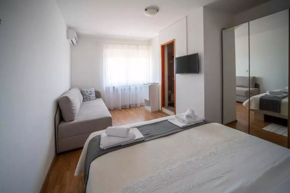 Hotels 889m² in Croatia, Sukosan. Priced at 1080000€ rent photo-23