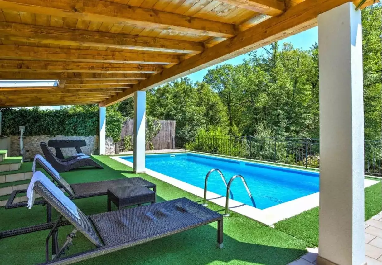 Villa 210m² in Croatia, Pobri. Priced at 890000€ rent photo-7