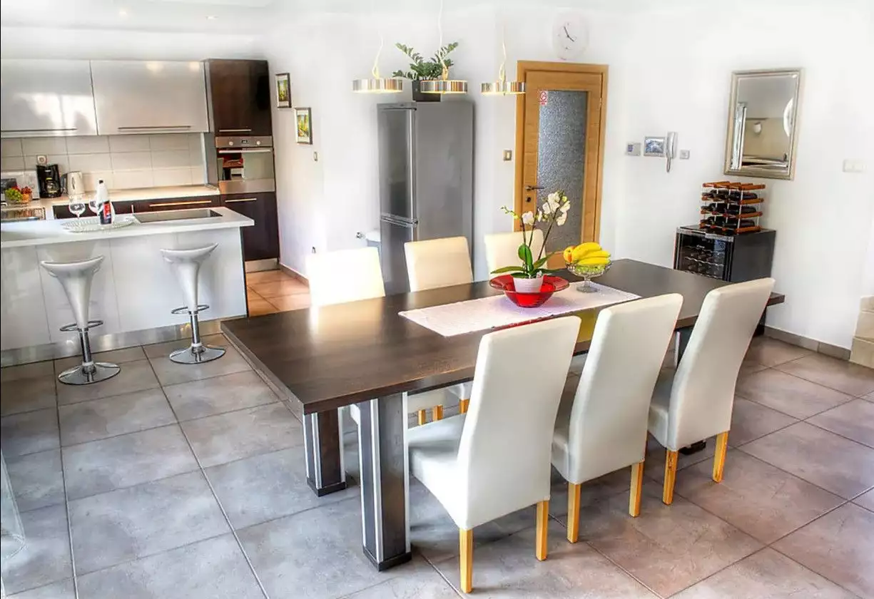 Villa 210m² in Croatia, Pobri. Priced at 890000€ rent photo-12