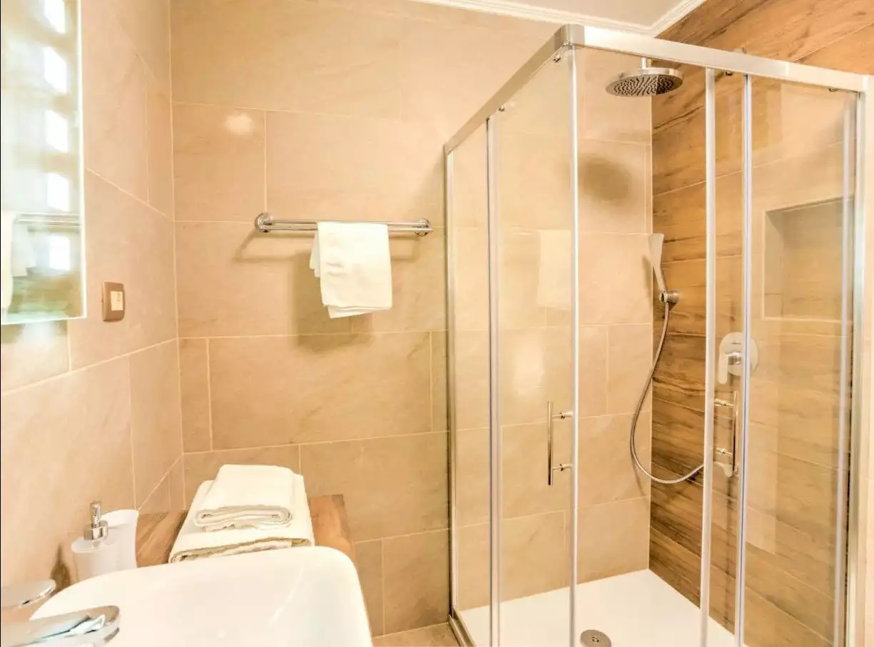 Villa 210m² in Croatia, Pobri. Priced at 890000€ rent photo-21