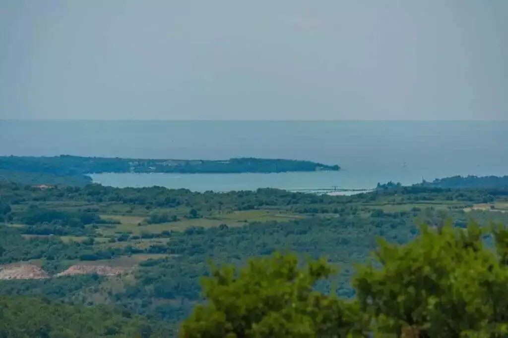 Villa 227m² in Croatia, Buje. Priced at 1150000€ rent photo-3