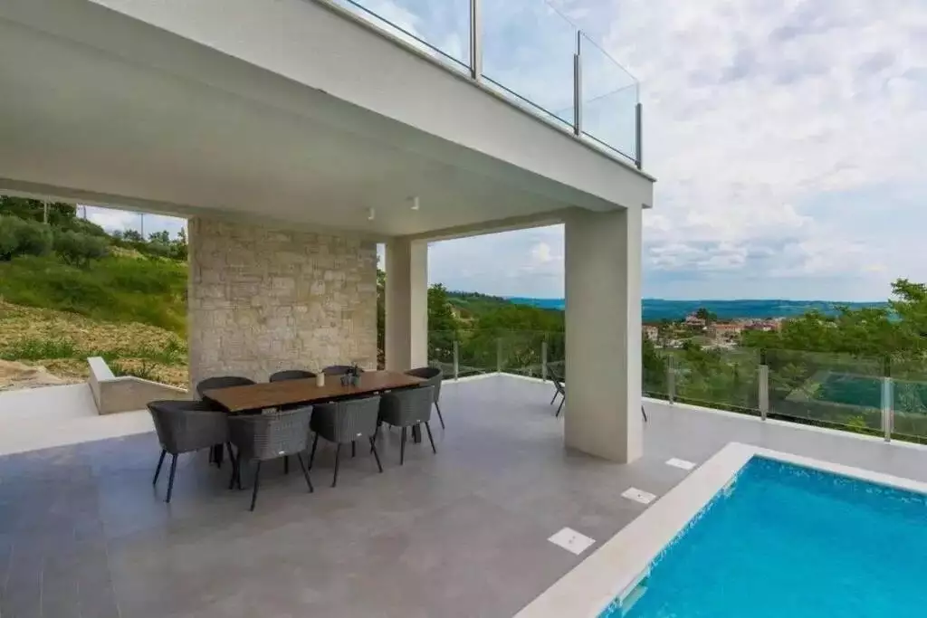 Villa 227m² in Croatia, Buje. Priced at 1150000€ rent photo-4