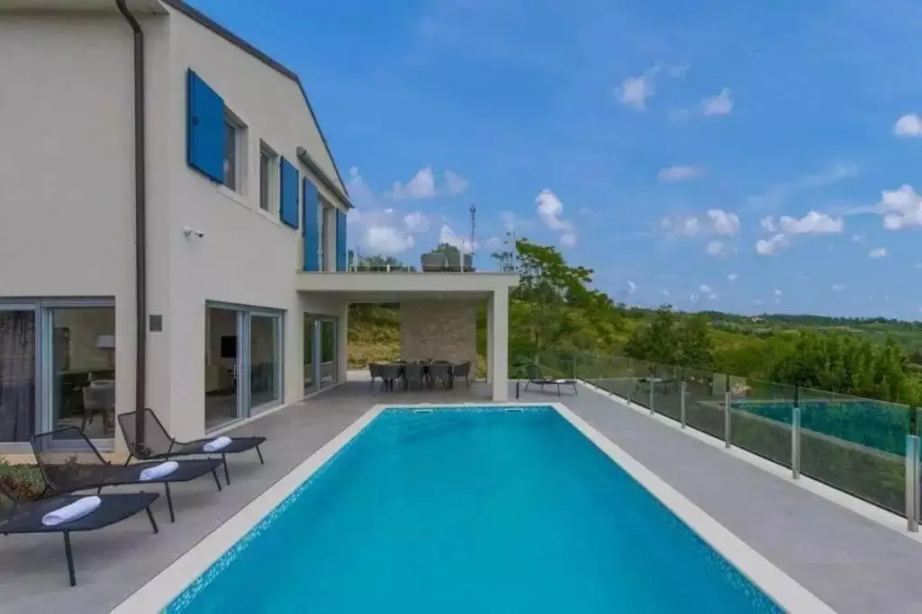 Villa 227m² in Croatia, Buje. Priced at 1150000€ rent photo-5