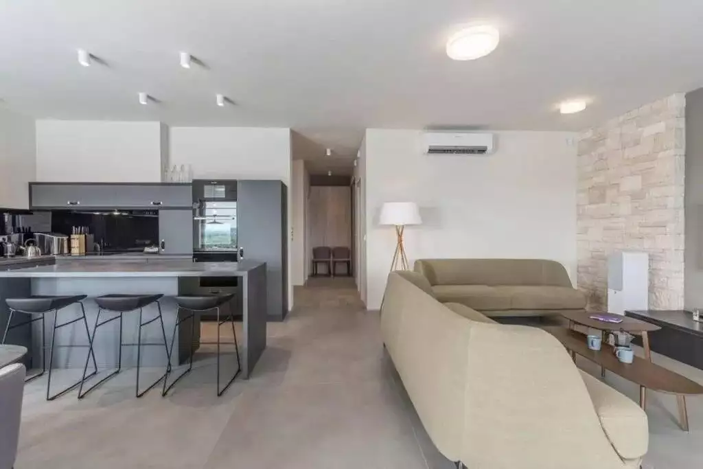 Villa 227m² in Croatia, Buje. Priced at 1150000€ rent photo-13