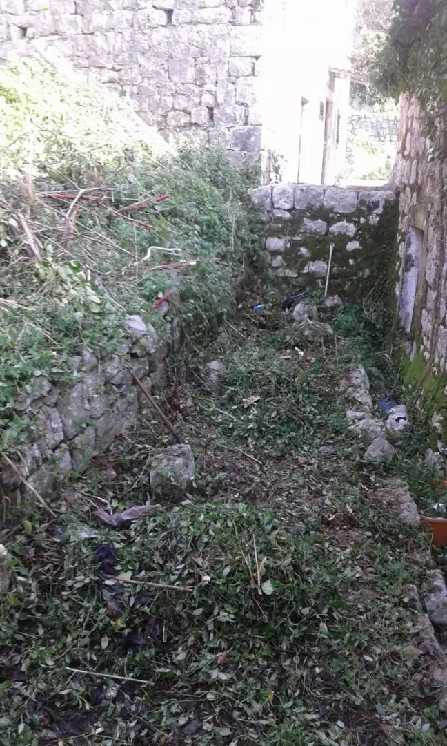 House 97m² in Montenegro, Perast. Priced at 650000€ rent photo-3