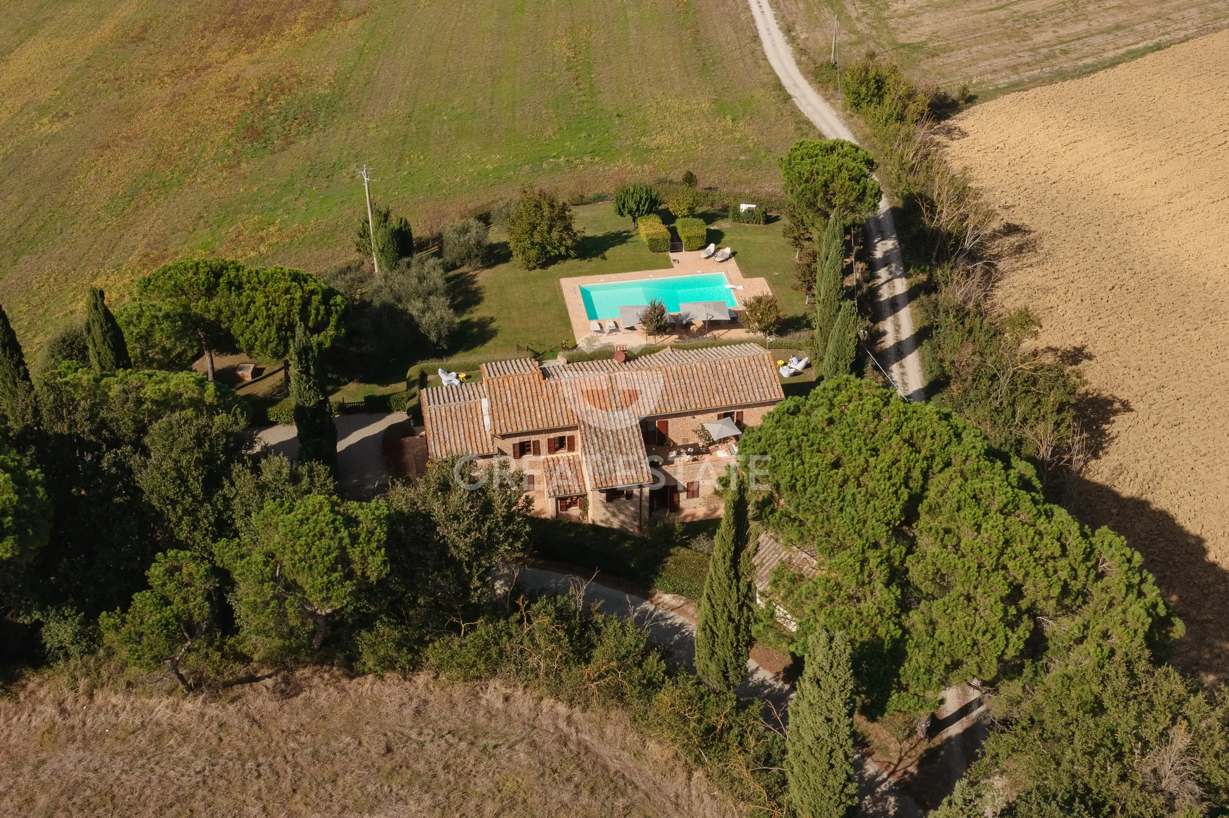 Villa 507m² in Italy, Perugia. Priced at 2350000€ rent photo-2