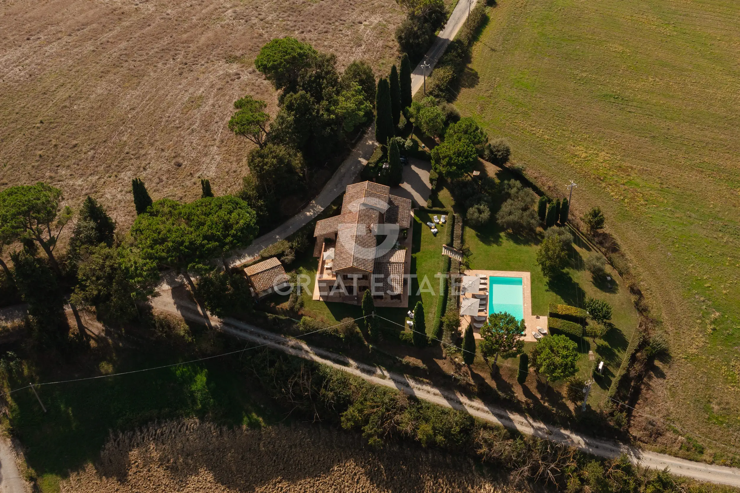 Villa 507m² in Italy, Perugia. Priced at 2350000€ rent photo-5