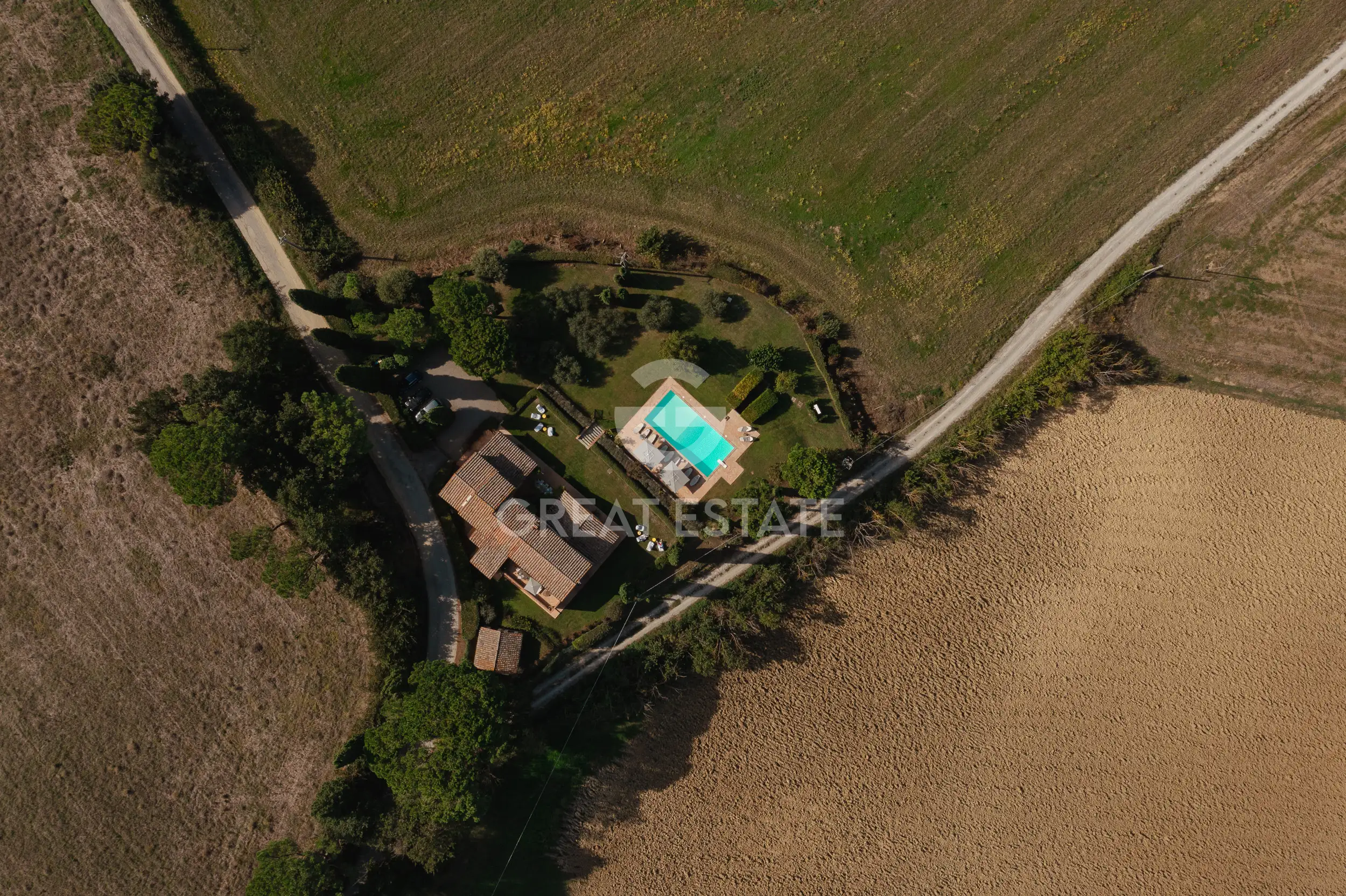 Villa 507m² in Italy, Perugia. Priced at 2350000€ rent photo-6