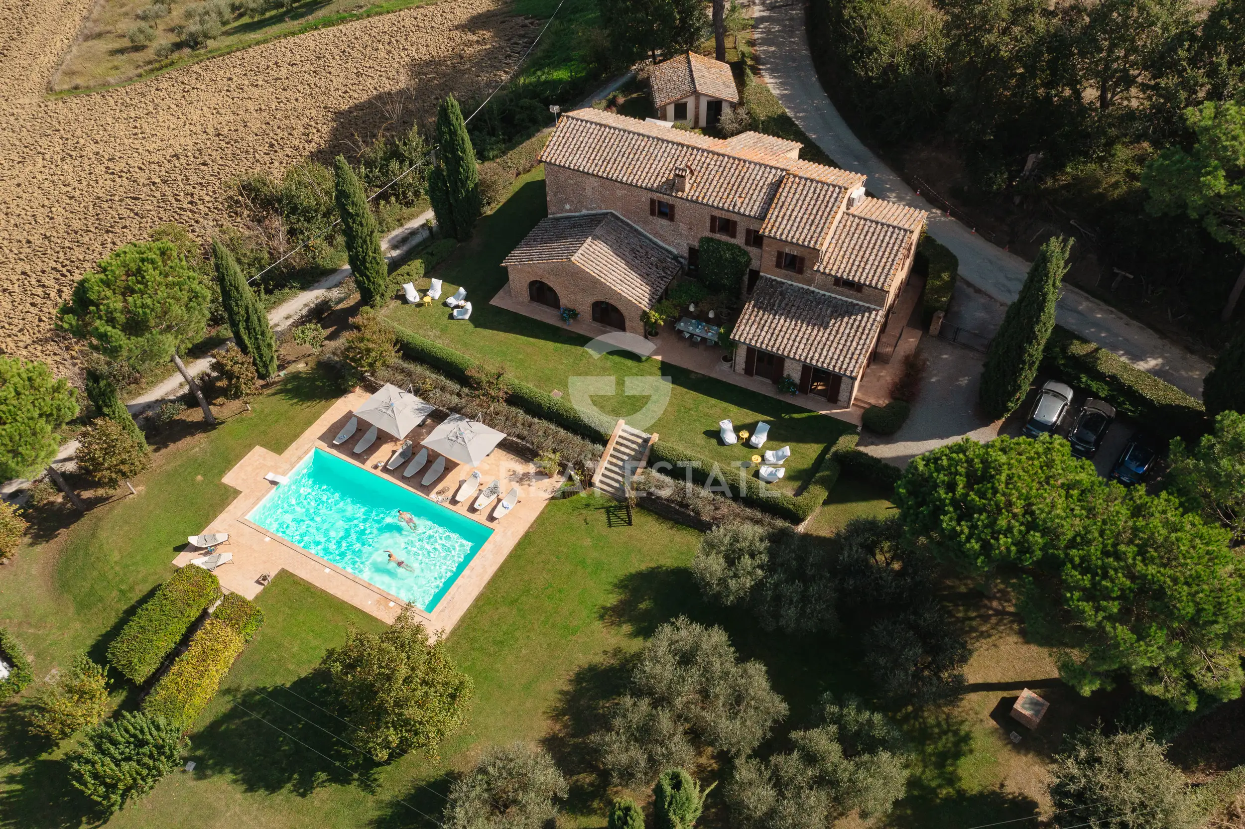 Villa 507m² in Italy, Perugia. Priced at 2350000€ rent photo-13