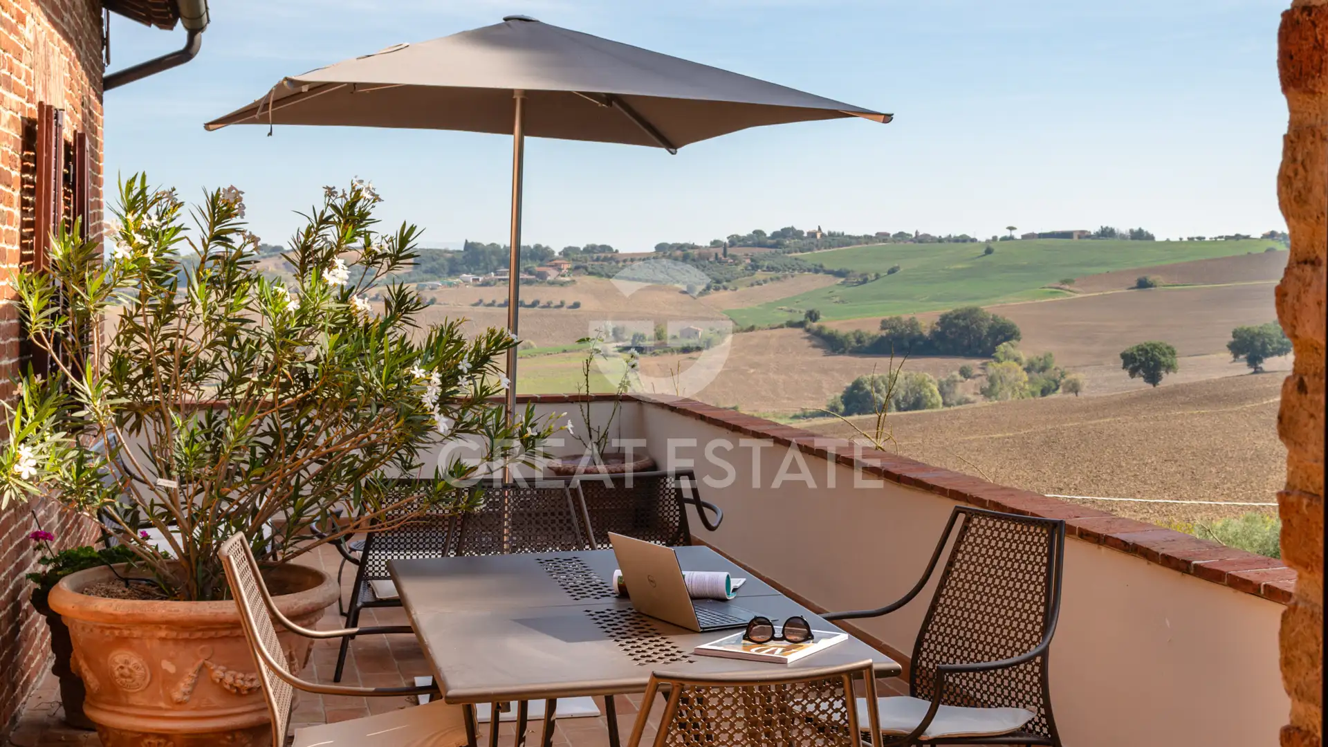 Villa 507m² in Italy, Perugia. Priced at 2350000€ rent photo-4