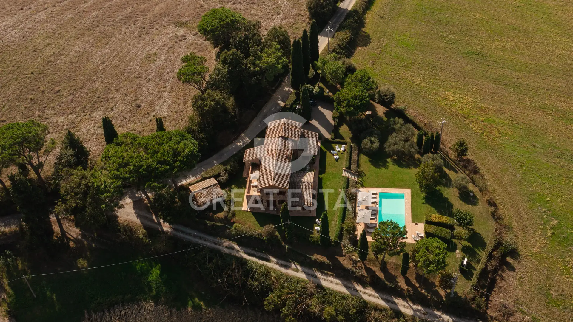 Villa 507m² in Italy, Perugia. Priced at 2350000€ rent photo-9
