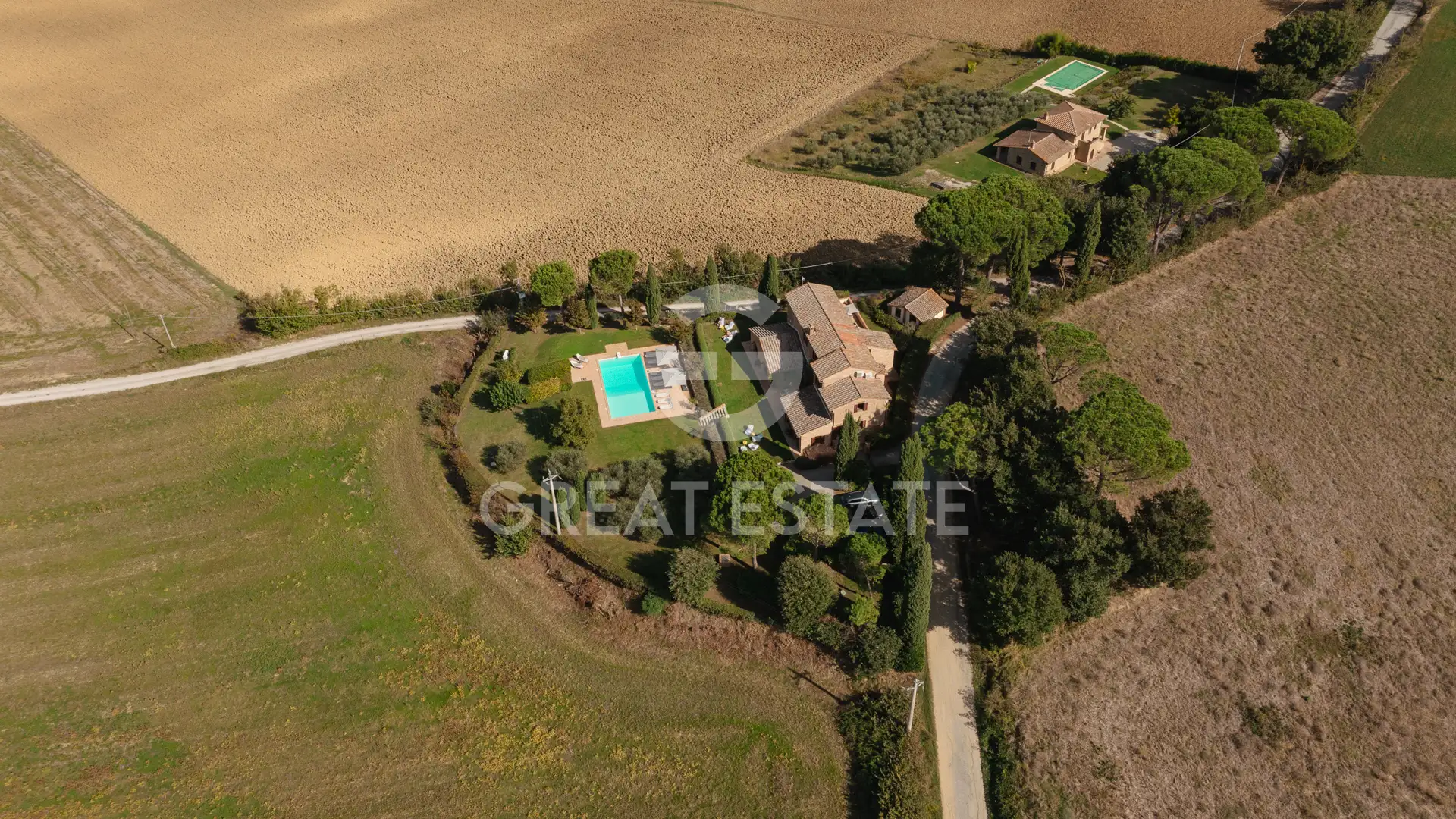 Villa 507m² in Italy, Perugia. Priced at 2350000€ rent photo-10