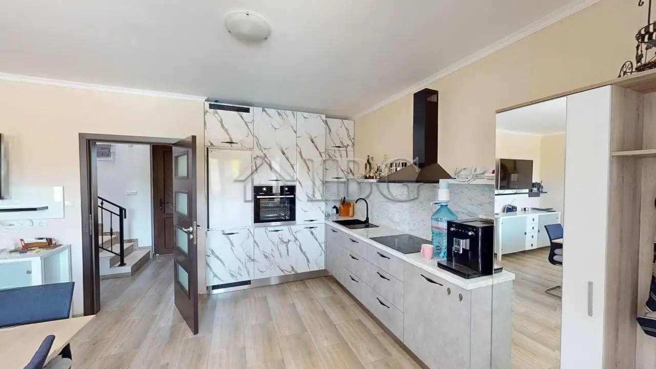House 160m² in Bulgaria, Kosharitsa. Priced at 199900€ rent photo-5