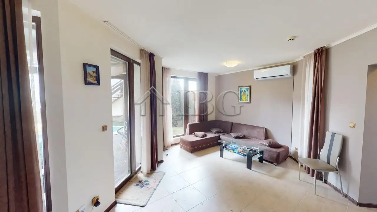 House 143m² in Bulgaria, Sunny Beach. Priced at 135000€ rent photo-7