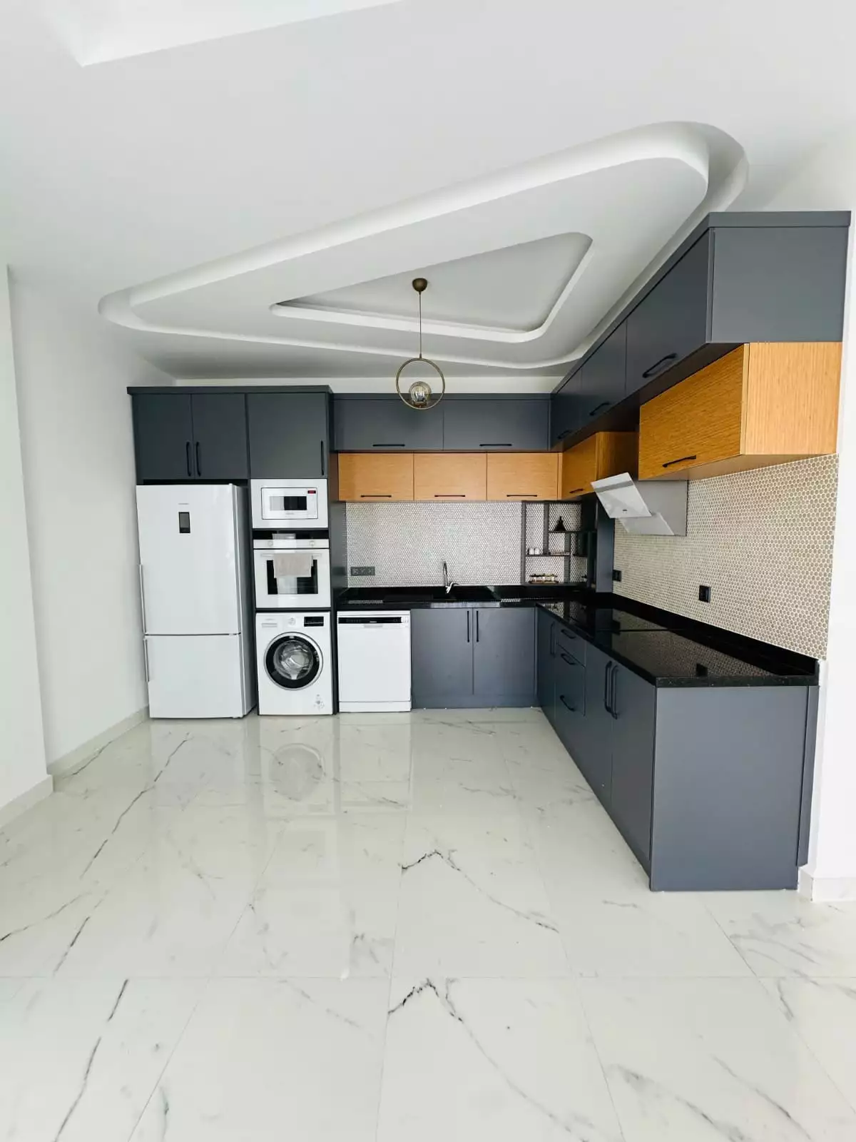 Villa 240m² in Turkey, Kargicak. Priced at 462000€ rent photo-12