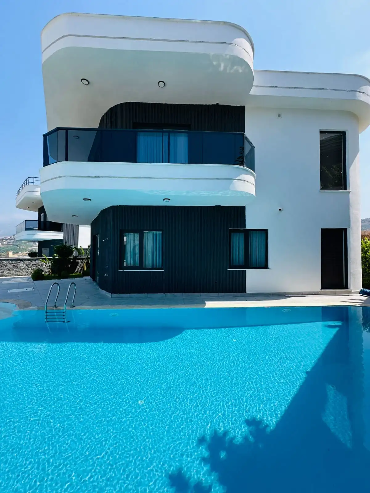 Villa 240m² in Turkey, Kargicak. Priced at 442000€ rent photo-2