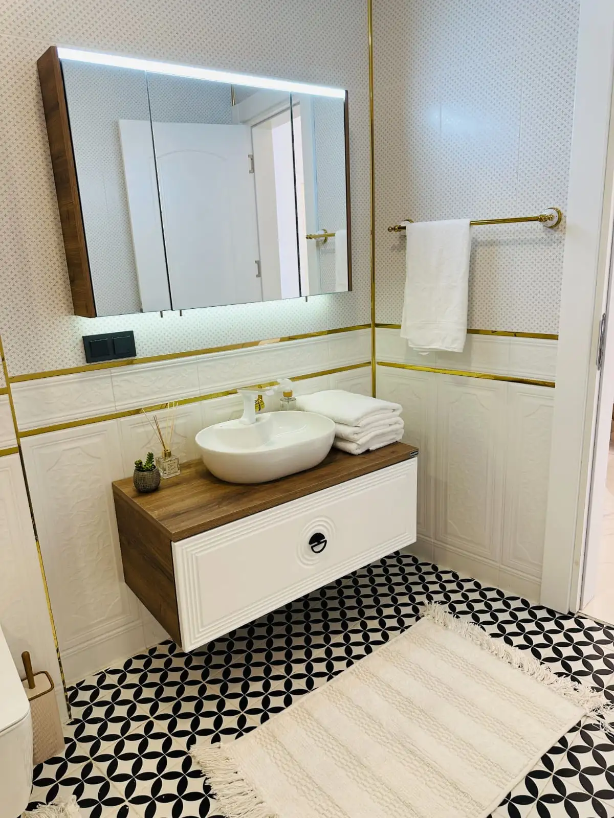 Villa 240m² in Turkey, Kargicak. Priced at 442000€ rent photo-15