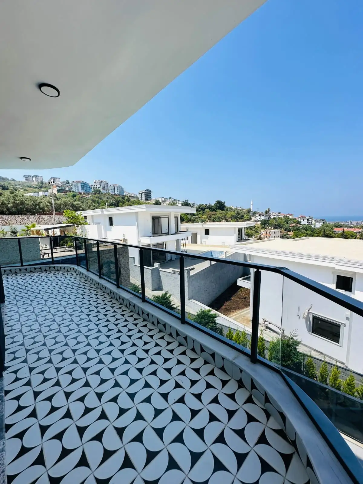 Villa 240m² in Turkey, Kargicak. Priced at 442000€ rent photo-29