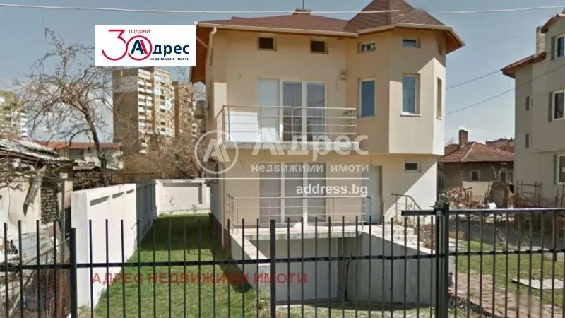 House 260m² in Bulgaria, Sofia. Priced at 294241£ rent photo-3