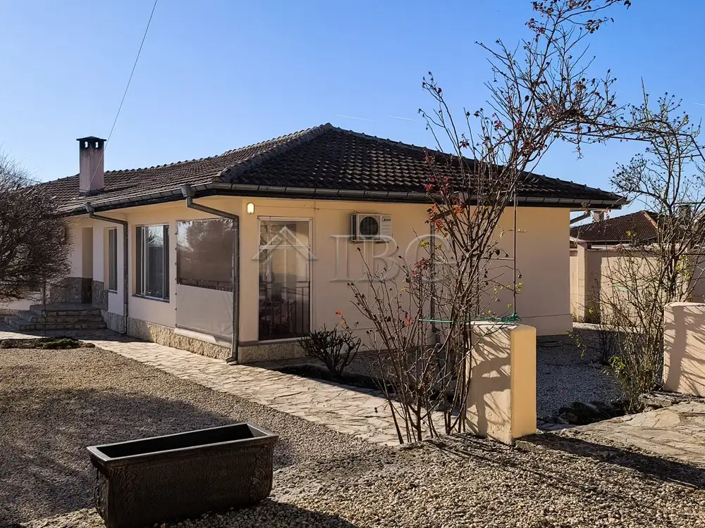 House 194m² in Bulgaria, Balchik. Priced at 260000€ rent photo-5