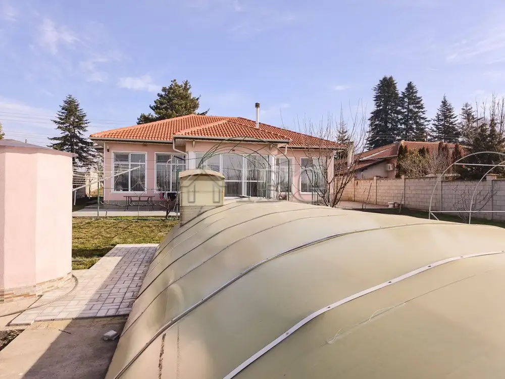 House 146m² in Bulgaria, Balchik. Priced at 245000€ rent photo-3