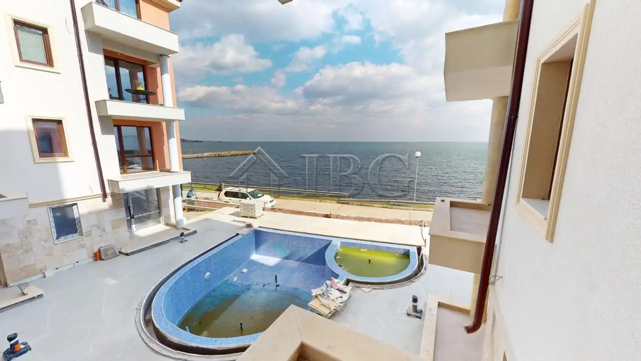 Flat 60m² in Bulgaria, Ravda. Priced at 138650€ rent photo-19