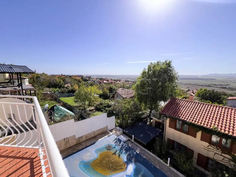 House 251m² in Bulgaria, Sunny Beach. Priced at 315000€ rent photo-7