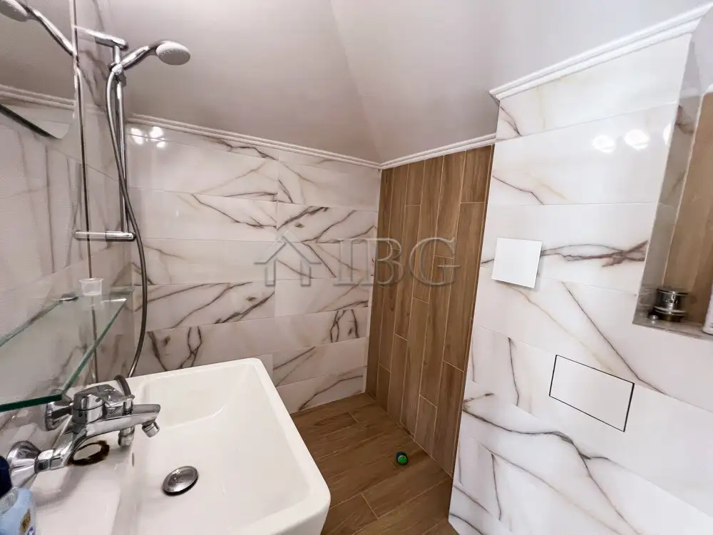 House 251m² in Bulgaria, Sunny Beach. Priced at 315000€ rent photo-11