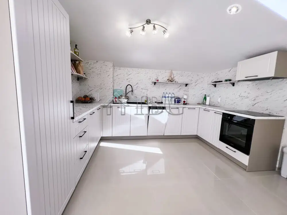 House 251m² in Bulgaria, Sunny Beach. Priced at 315000€ rent photo-13