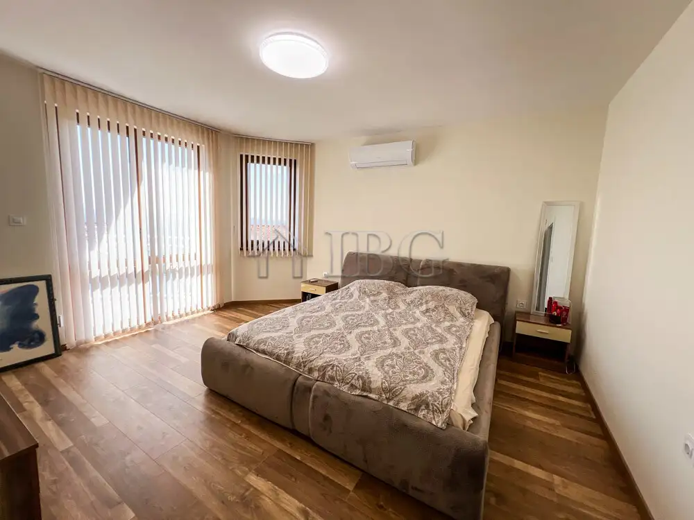 House 251m² in Bulgaria, Sunny Beach. Priced at 315000€ rent photo-17