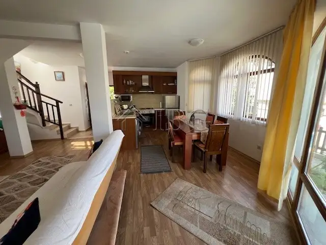 House 146m² in Bulgaria, Aheloy. Priced at 165000€ rent photo-7