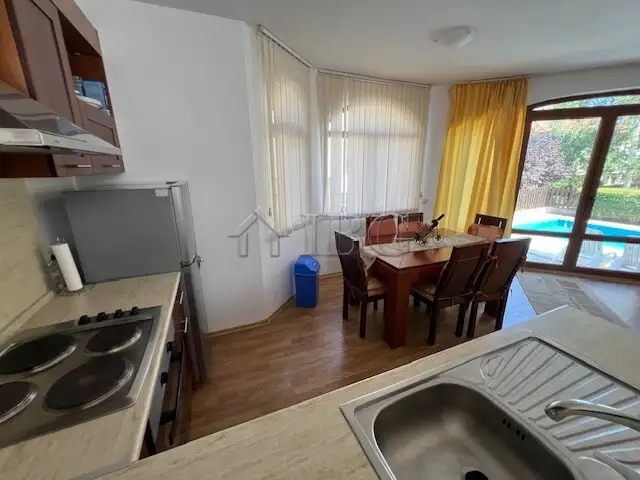 House 146m² in Bulgaria, Aheloy. Priced at 165000€ rent photo-9