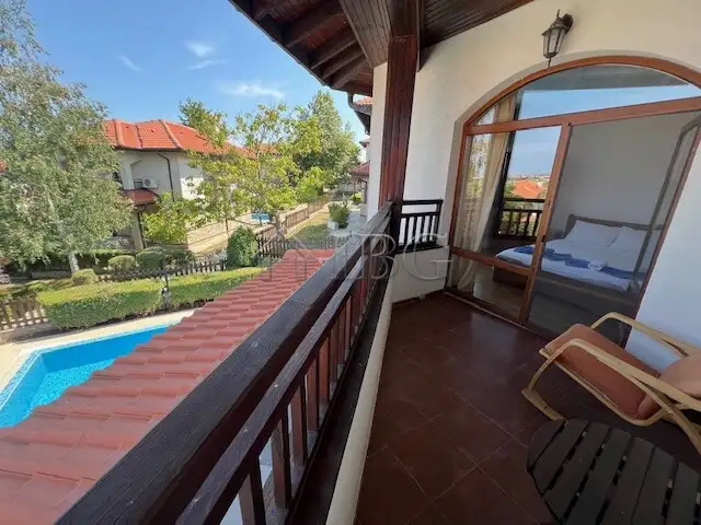 House 146m² in Bulgaria, Aheloy. Priced at 165000€ rent photo-19