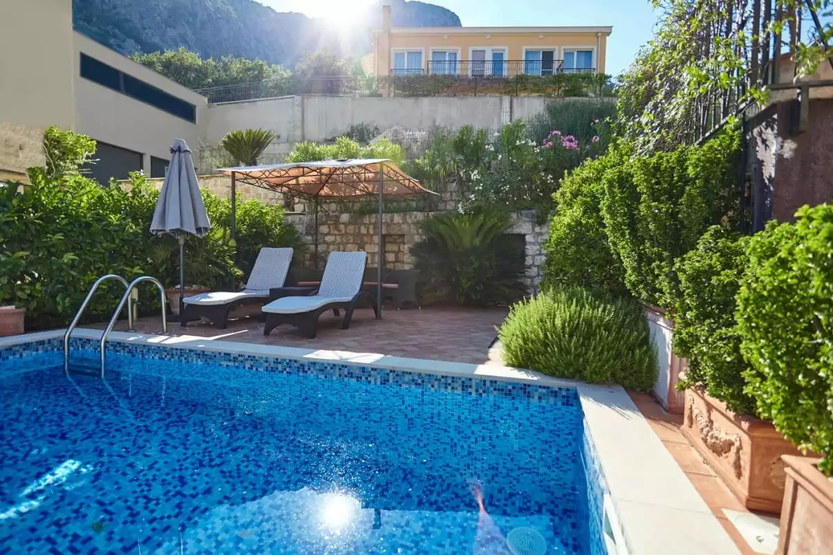 Flat 79m² in Montenegro, Orahovac. Priced at 315000€ rent photo-19