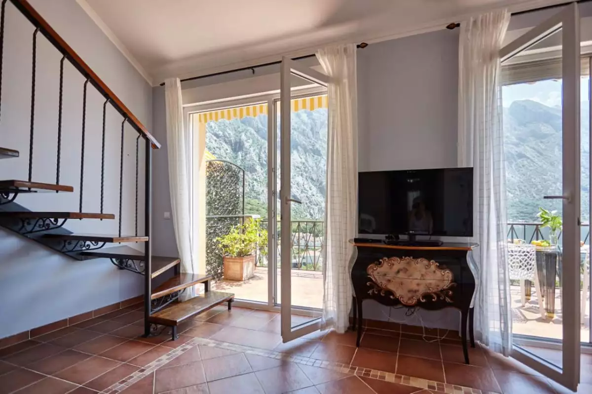 Flat 79m² in Montenegro, Orahovac. Priced at 315000€ rent photo-20