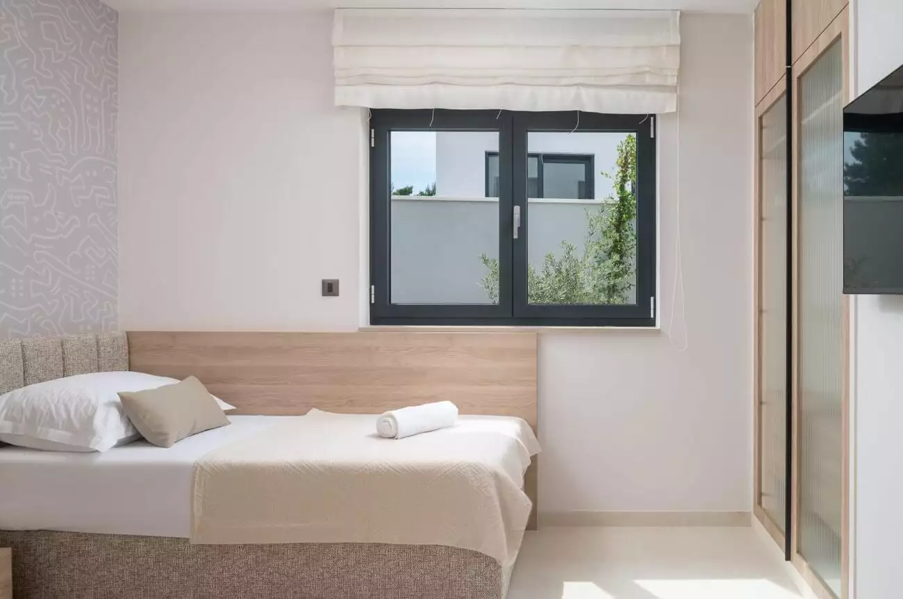 Villa 320m² in Croatia, Podstrana. Priced at 1650000€ rent photo-14