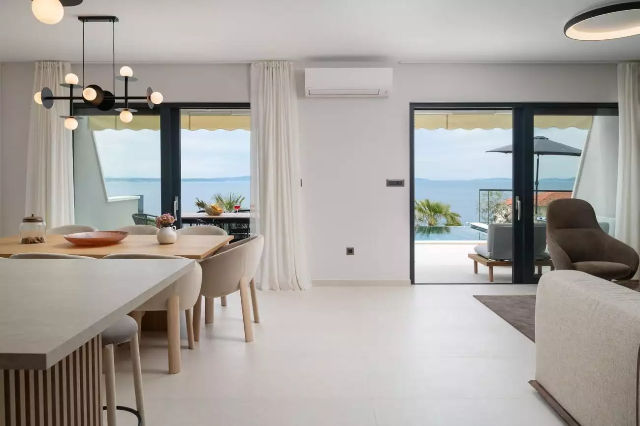 Villa 320m² in Croatia, Podstrana. Priced at 1650000€ rent photo-20
