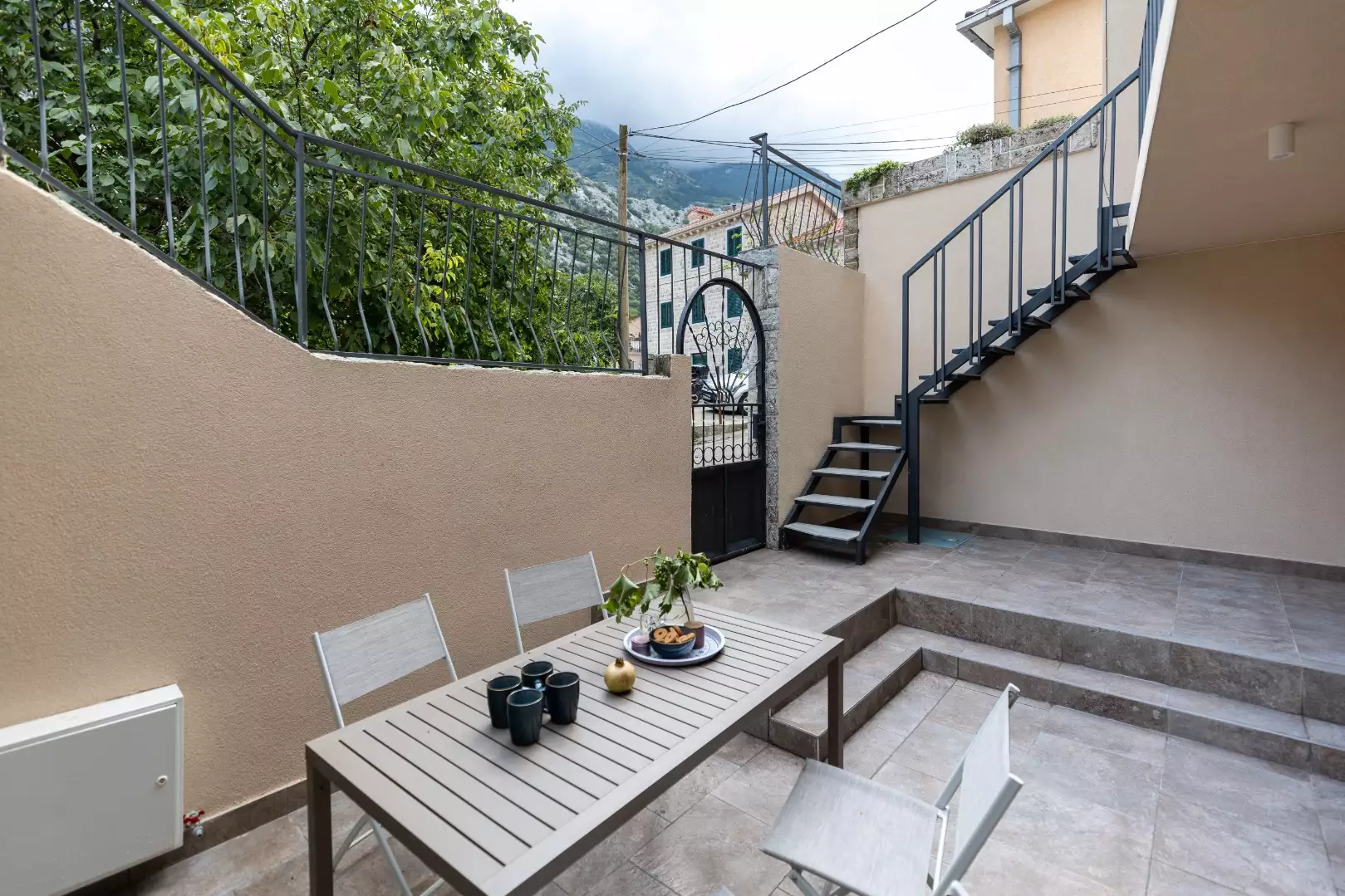 House 170m² in Montenegro, Skaljari. Priced at 500000€ rent photo-43