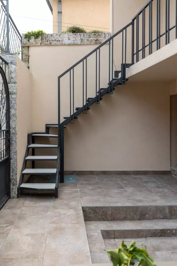 House 170m² in Montenegro, Skaljari. Priced at 500000€ rent photo-48