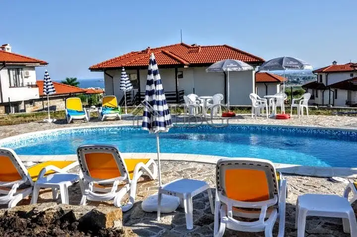 Flat 65m² in Bulgaria, Kosharitsa. Priced at 64500€ rent photo-6