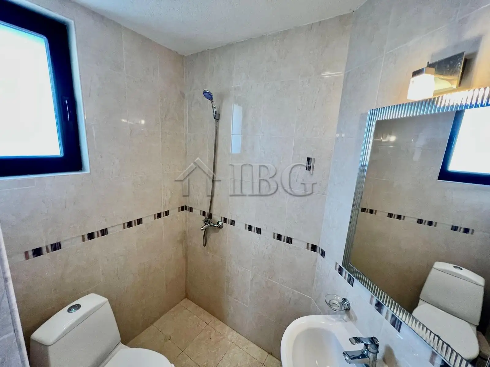 Flat 65m² in Bulgaria, Kosharitsa. Priced at 64500€ rent photo-16