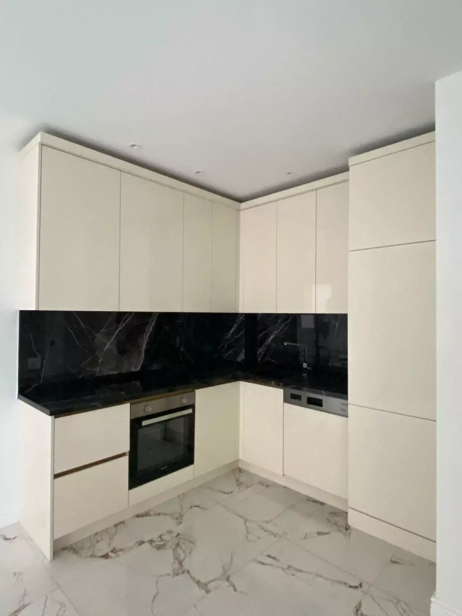 Flat 51m² in Turkey, Oba. Priced at 115000€ rent photo-25