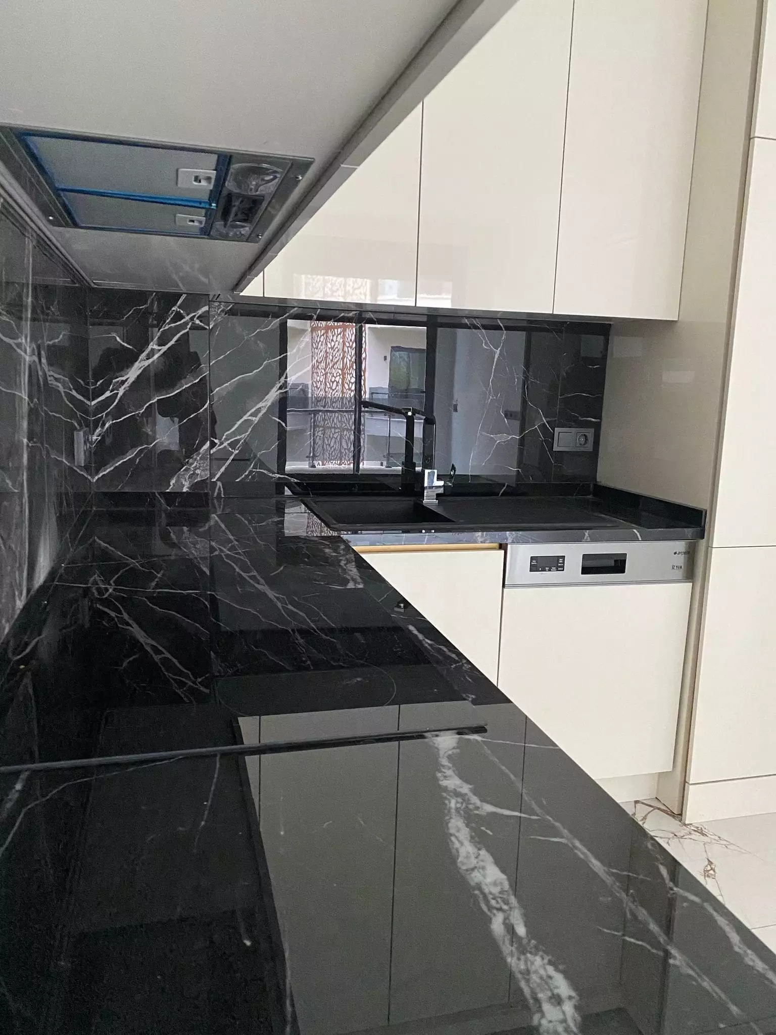 Flat 51m² in Turkey, Oba. Priced at 115000€ rent photo-26