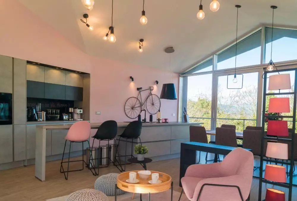 Villa 254m² in Croatia, Motovun. Priced at 898000€ rent photo-9